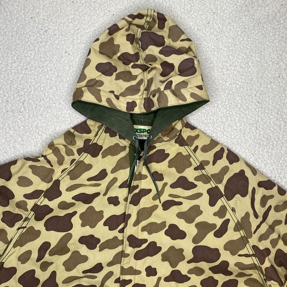 Vintage Texsport Waterproof Camouflage Hunting Jacket: Size Medium - Picture 3 of 11